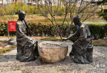 美陳下棋雕塑廠家，童趣主題，仿古雕塑小品