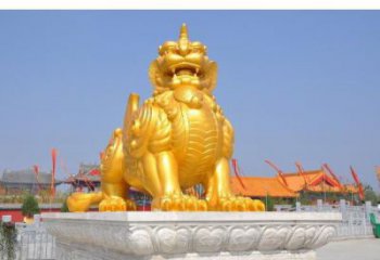 唐山廣場(chǎng)貔貅雕塑，動(dòng)物彩繪雕塑，抽象效果